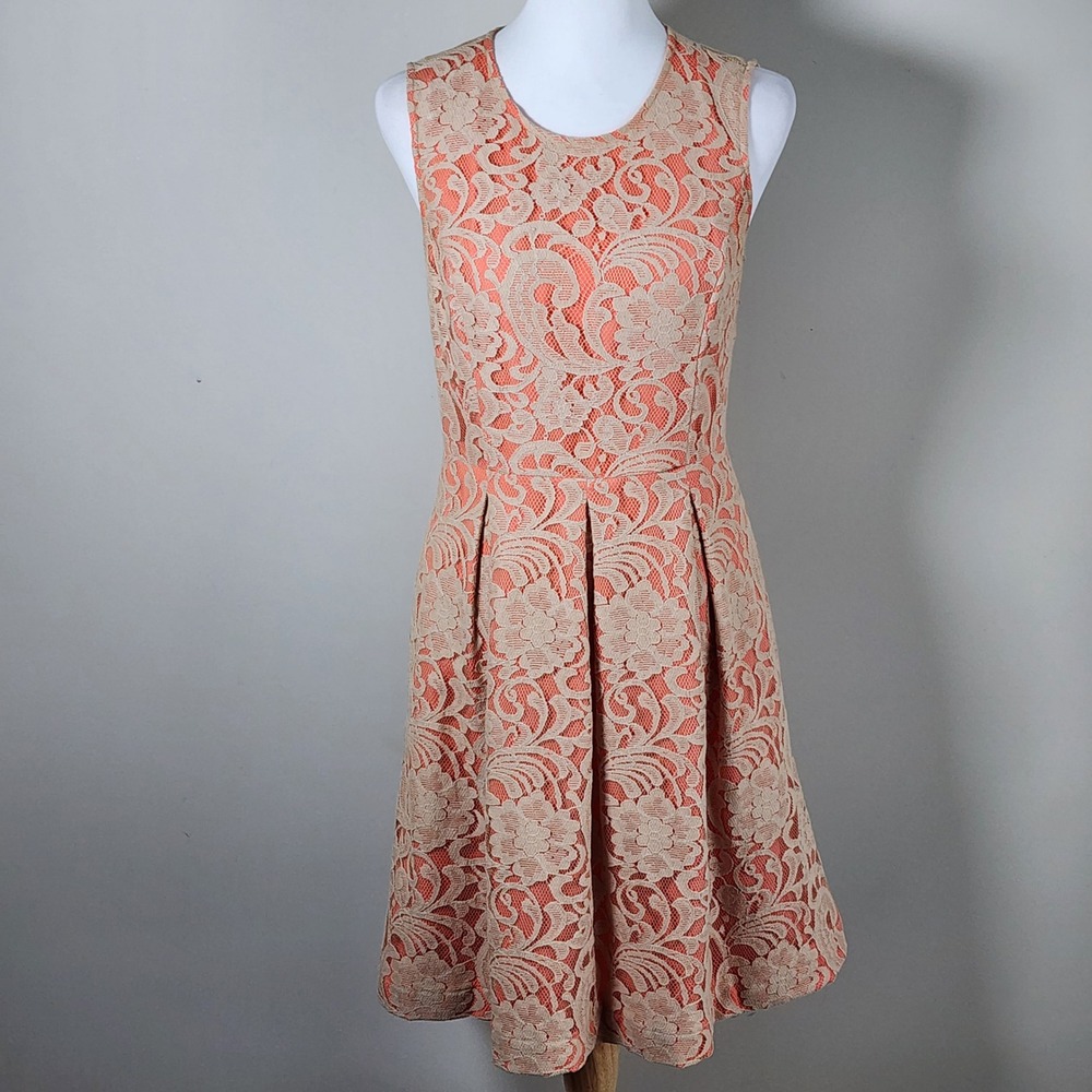 Lord & Taylor Lace Fit & Flare Dress Womens 2 Floral Party Wedding Guest Cottage